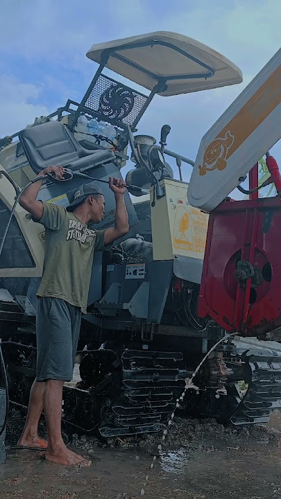 alat panen padi bimo 102!!! #combine #viral #combineharvester #fypシ #kombi #tiktok #raffiahmad #gaza