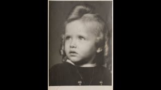 Milena Dravić od 2 do 78 godine. Biografija u slici. Milena Dravić od 2 do 78 godine. Biografija u slici.