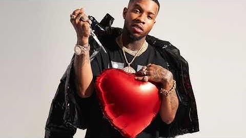 Thumbnail of She Don't Love U (feat. Tory Lanez, Rich Homie Quan & Compton Menace)REMIX