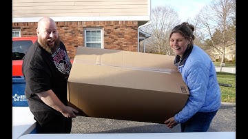 I bought a $1,700 Amazon Customer Returns Liquidation Pallet + HUGE MYSTERY BOX