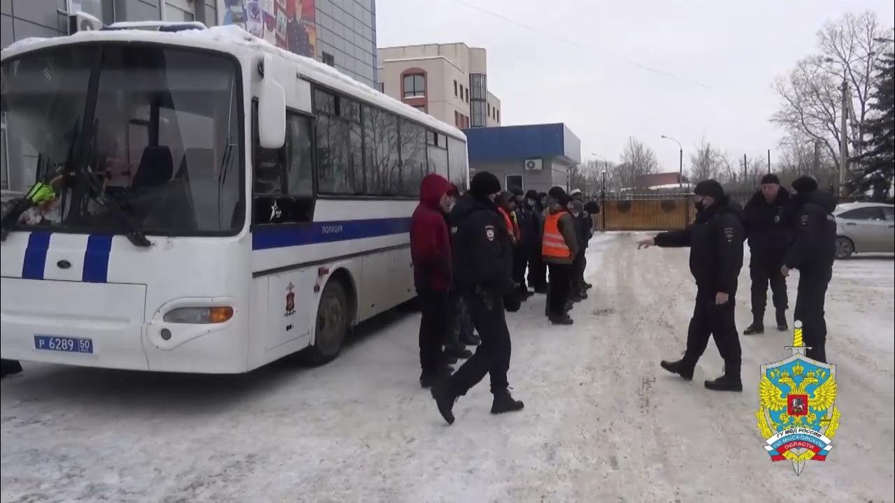 Нападение на сотрудника полиции в подмосковье