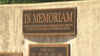 Oak Hill Cemetery honors veterans
