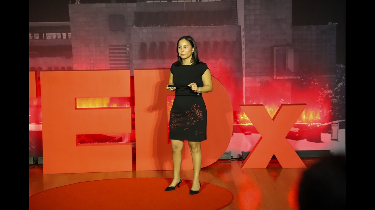 La ilusión de equilibrio: adaptarse o desaparecer | Ximena Villalobos Núñez | TEDxTec Santa Fe