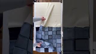 Use scrap denim jeans fabric to make a bag. Full tutorial @asewinglife