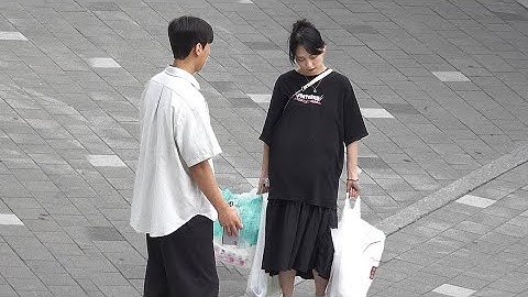 What if a pregnant woman is forced to carry a heavy load? | social experiment
