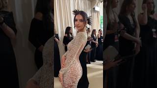 Emily Ratajkowski Con Un Su Super Naked Dress En La #Metgala