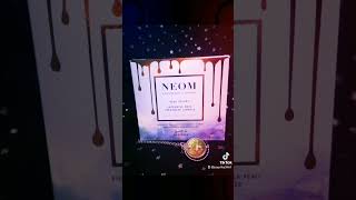 La bougie Real Luxury Intensive Skin Treatment, de @neomwellbeing