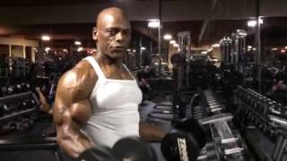 19 Inch Biceps Russian Bodybuilder 'Popeye' Removes 3lbs Of Jelly From