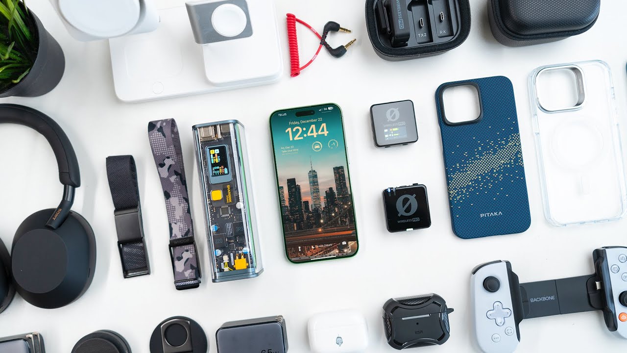 Top 10 Unique & Useful Accessories For Your New iPhone 15 - Yanko