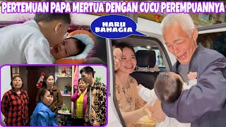 PERTEMUAN PERTAMA KAKEK DAN CUCU PEREMPUANNYA HARU BAHAGIA, AKHIRNYA SAMPAI DI KAMPUNG SUAMI