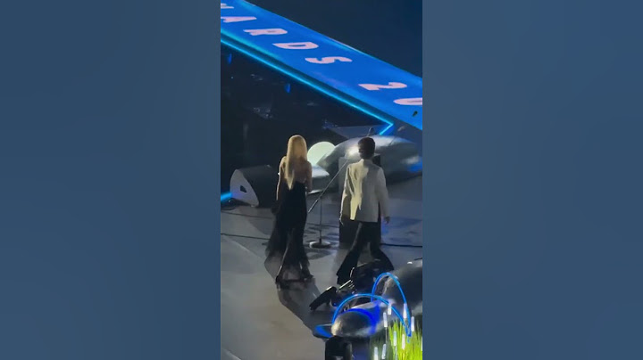 ROSÉ E BRUNO MARS DEIXAM A INTERNET EUFÓRICA COM INTERAÇÕES NO MAMA AWARDS #apt #Blackpink