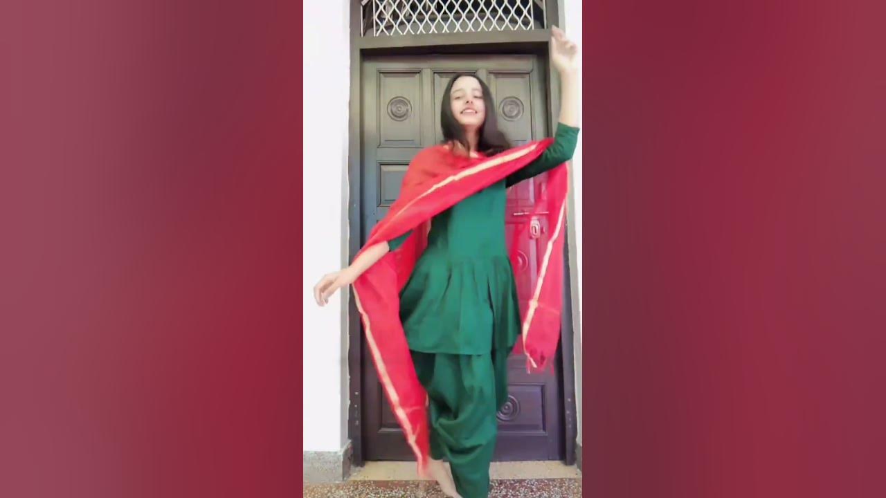 holi holi nach soniye