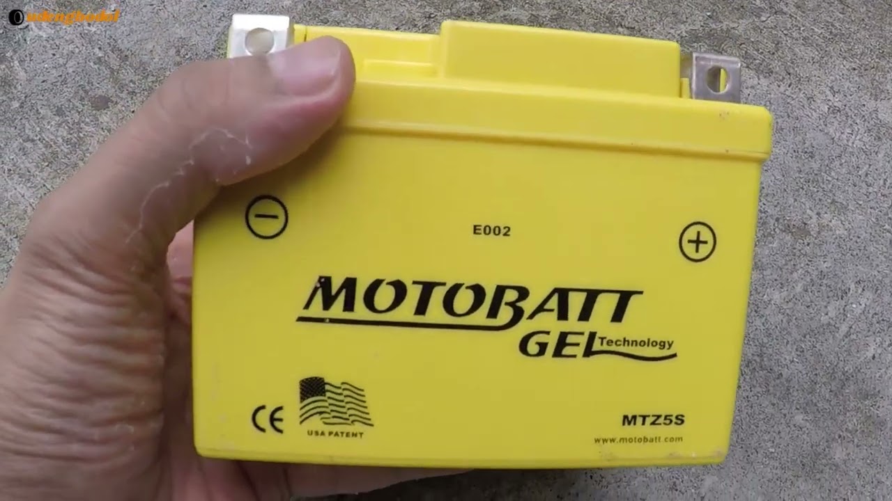 Aki motobatt