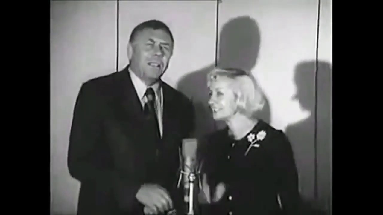 клара румянова и папанов. ну погоди папанов и румянова видео. румянова клара ну погоди. анатолий папанов и клара румянова. клара румянова папанов анатолий папанов.