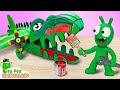 Pea pea helps friends repair the crocodile dentists plane  pea pea wonderland  fun for kids