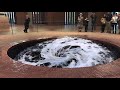 Descension 巨大的漩涡 - ANISH KAPOOR