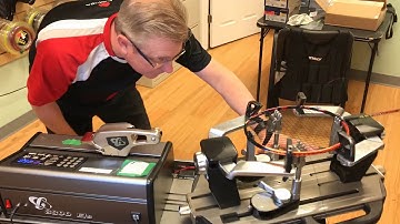 Time Lapse: How to String a Yonex Astrox 99 Badminton Racquet