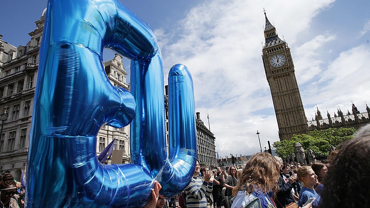 Regulatory Red Flags to Watch Out for in a Post-Brexit World Regulatory Red Flags to Watch Out for in a Post-Brexit World