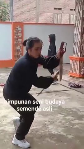 kuntau semende pisau due