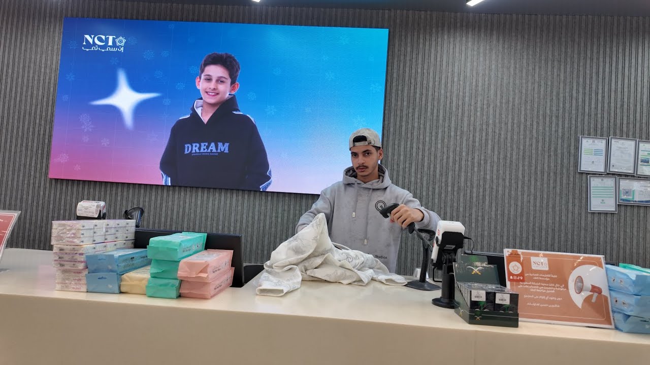 اشتغلت في محل ملابس لمده 48 ساعه!! 