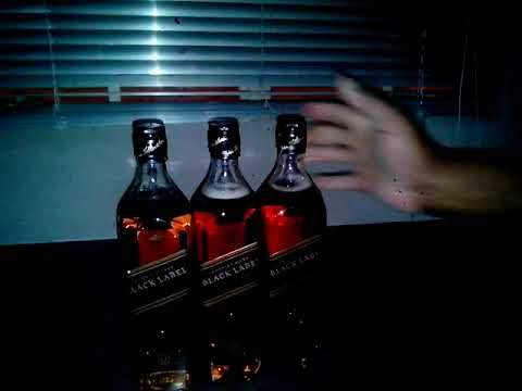 fake-johnnie-walker-black---spot-the-deference