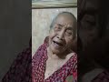 Nenek nenek ketawa ga berenti berenti