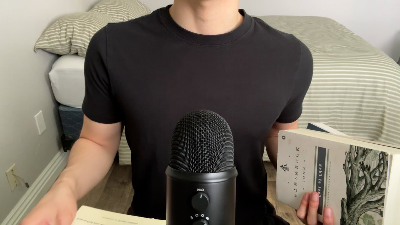 ASMR | Book triggers (Whisper and soft spoken)