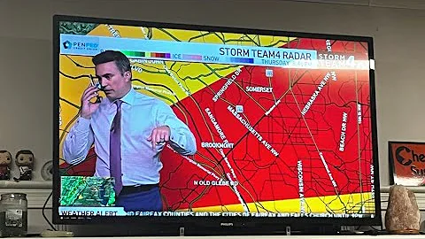 Meteorologist pauses weather report on live TV to call family about a