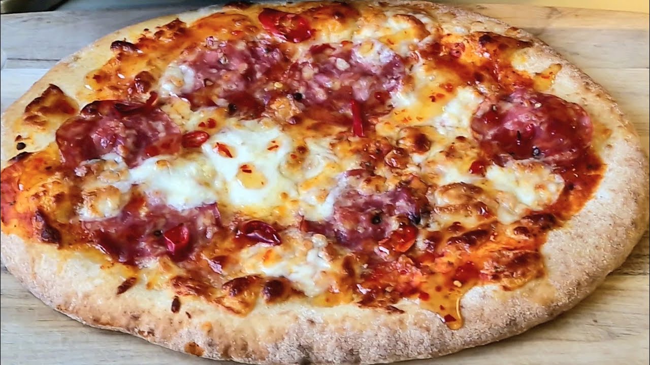 New NAPOLI SALAMI & CHILLI HONEY PIZZA Taste The Difference at