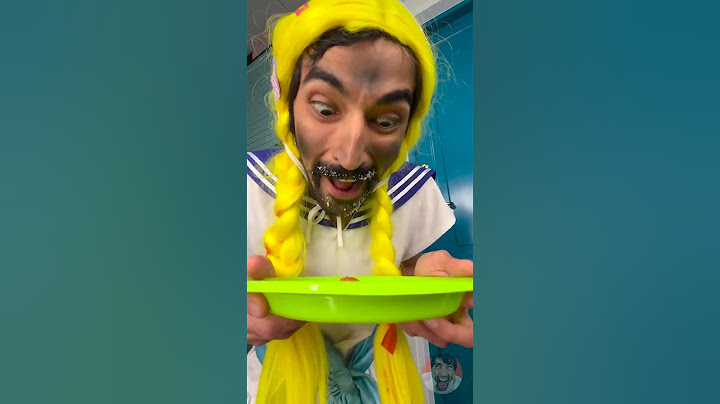 لقد سرق طعامي الخاص بالقطط 🙊😳