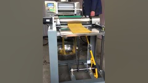 Fully automatic beeswax foundation  press