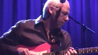 [50 fps] Mark Knopfler — Postcards from Paraguay — 2007 — Amsterdam showcase SOUNDBOARD chords