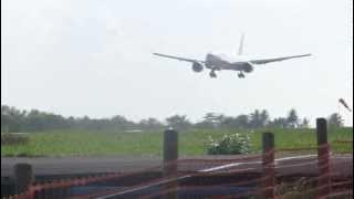 B777-300ER Air France Landing in Martinique - TFFF