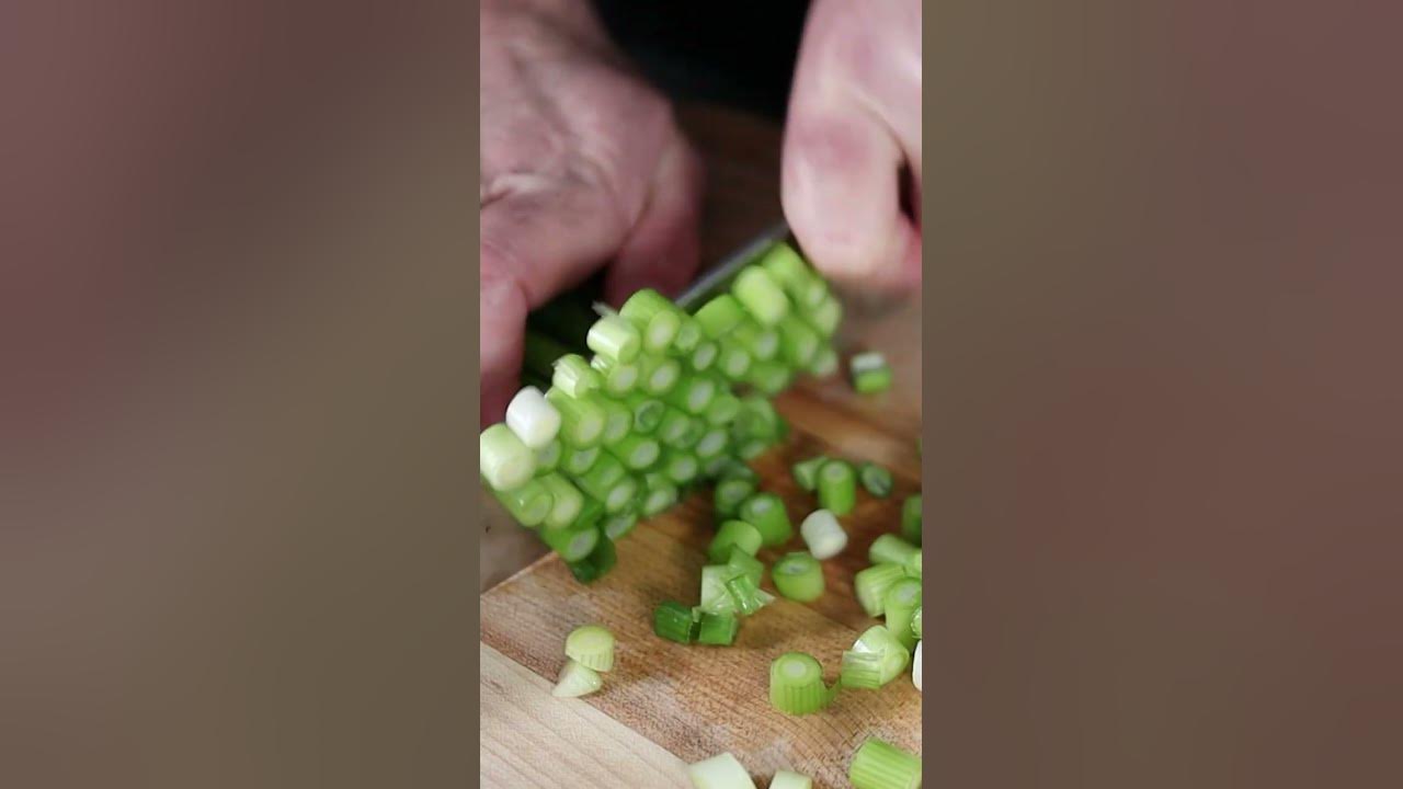 How To Cut Green Onions - Running to the Kitchen®