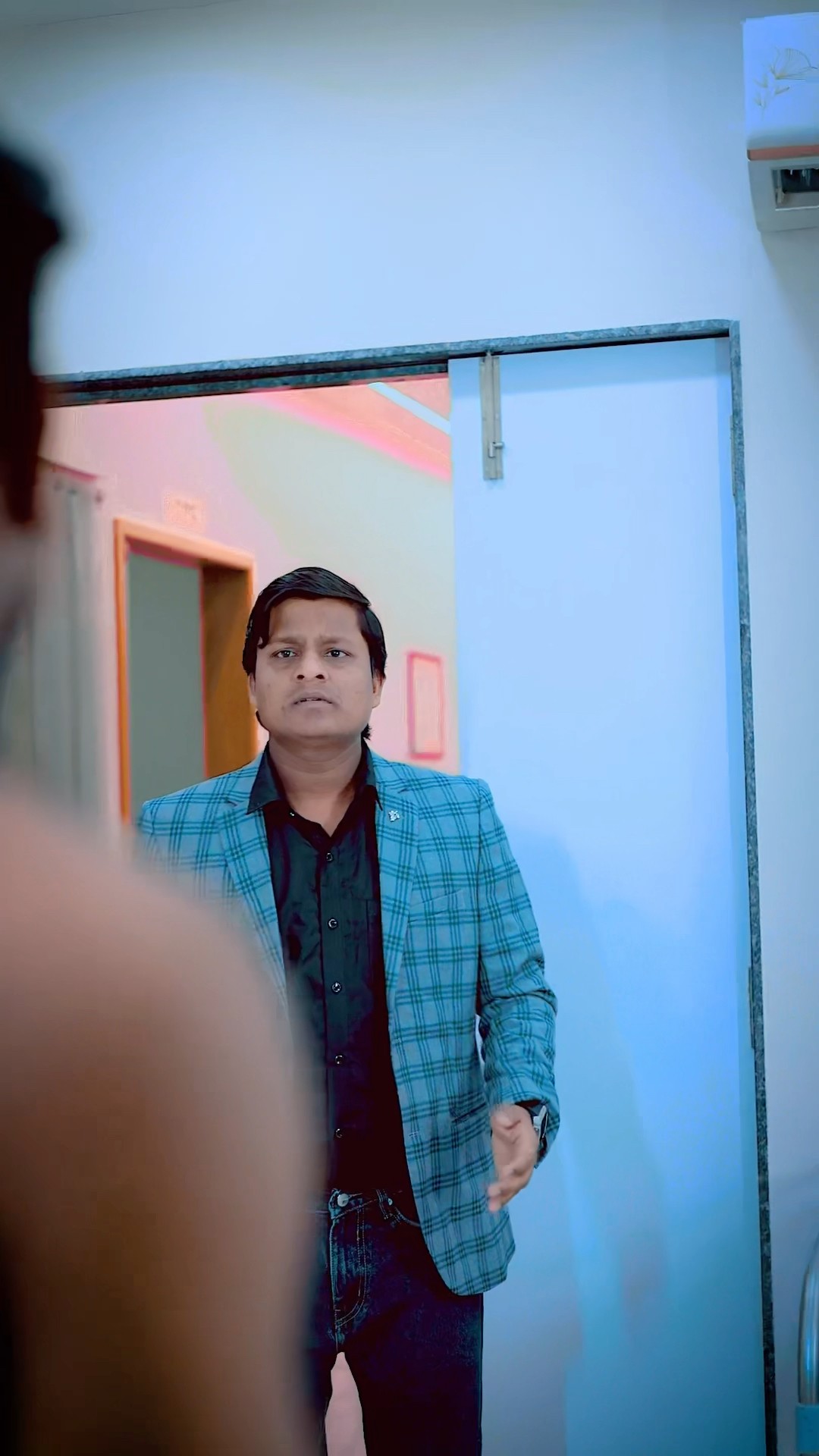 Ladki ko Bachaya ???ll Vishal Rajput shorts #vishalsinghrajput #celebratewithshorts