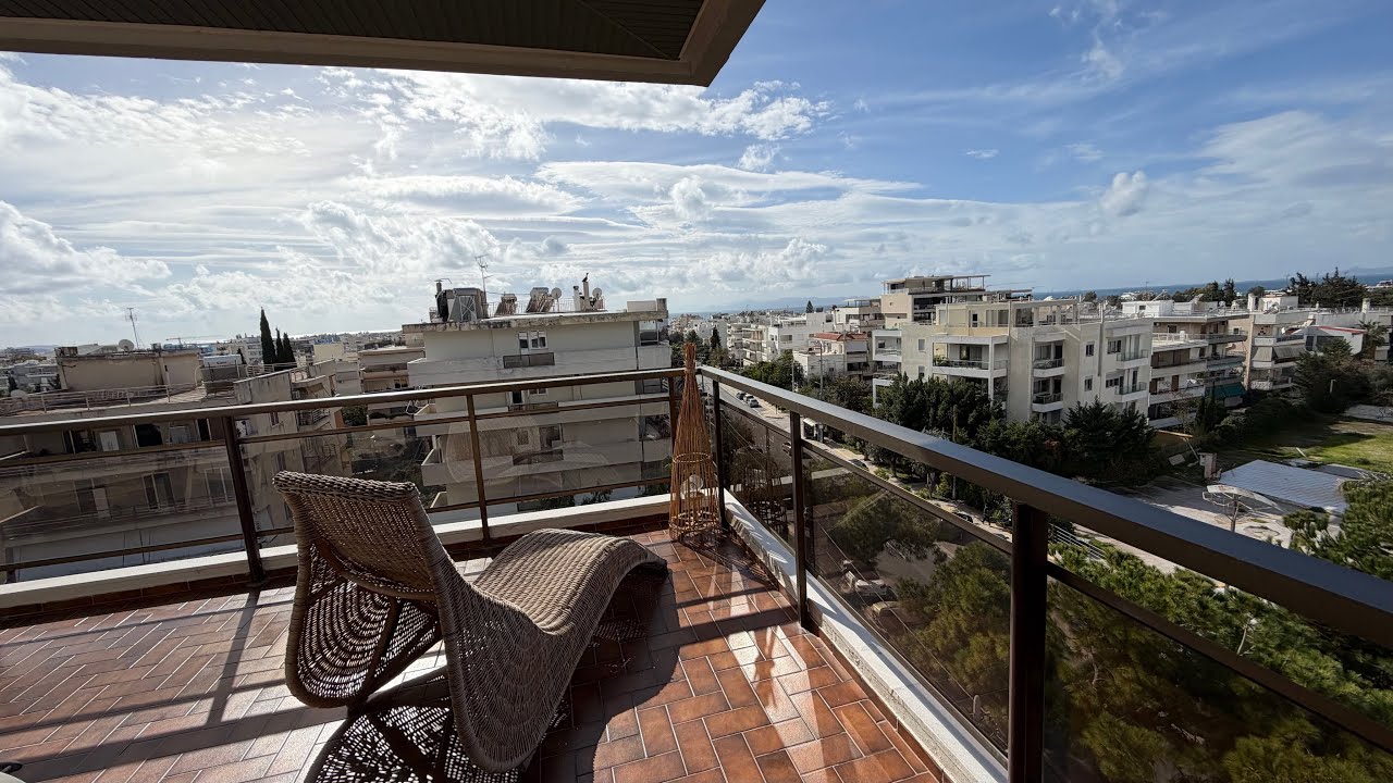 Πολυτελή Διαμέρισμα με θέα στην θάλασσα 165τμ 5ου ορόφου 4 υπνοδωματίων Parking στην Κάτω Γλυφάδα 