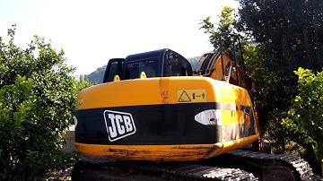 JCB JS130 Massey Ferguson 135 Dolduruyor Full HD