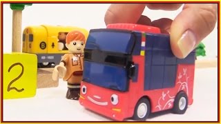 TAYO BRIO ⭐︎ Ride TAYO the Little Bus & BRIO Toys Trains! ⭐︎ Railway Train Kids Cartoons 타요 도로놀이 장난감 screenshot 4