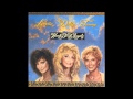 Dolly Parton, Loretta Lynn & Tammy Wynette - It Wasn't God Who Made Honky Tonk Angels