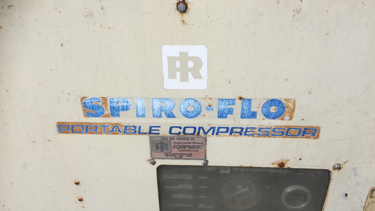 Ingersoll Rand Spiro Flo Portable Air Compressor - YouTube