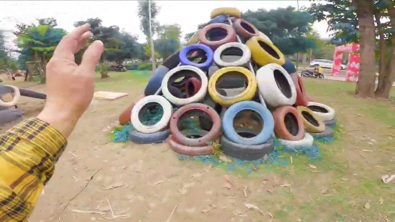 SMART DOG vs PARKOUR THIEF (Epic Parkour Chase POV)