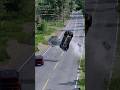 Realistic Highway Car Crashes #40 #simulation #BeamNGSimulation #HighSpeedCrashes #beamng #bmgdrive