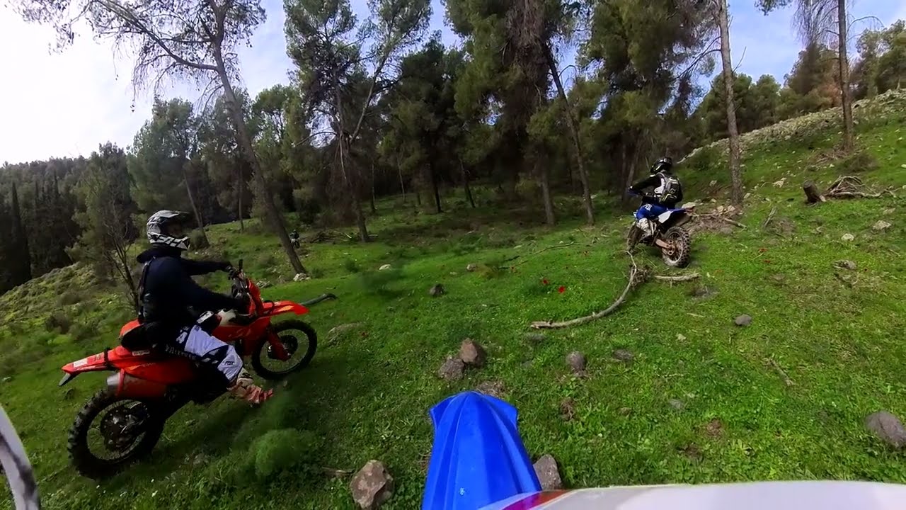 שוב מנסים לקצר, הפעם נתקעים בסלעים אבל מצאנו דרך