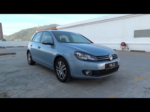 2011 Volkswagen Golf TSI Start-Up and Full Vehicle Tour