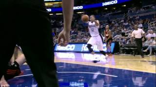 Elfrid Payton Throws Bounce Pass to Tobias While Sitting