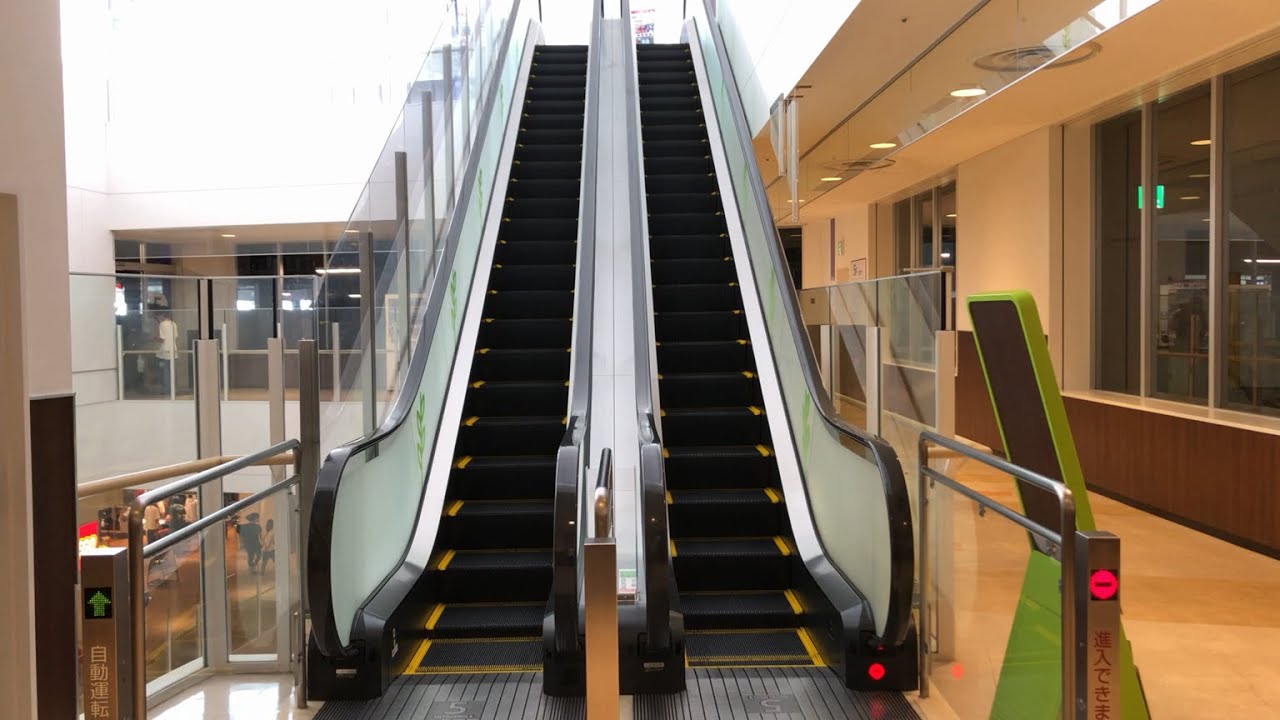 mozoワンダーシティ エスカレーター