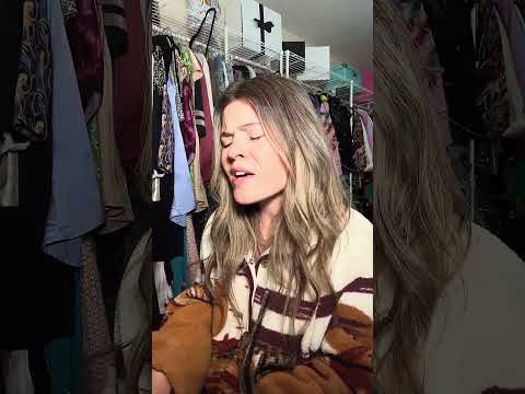 Tenille Arts – "Evermore" Taylor Swift Cover 🍂 #taylorswiftcover #evermore #novembervibes