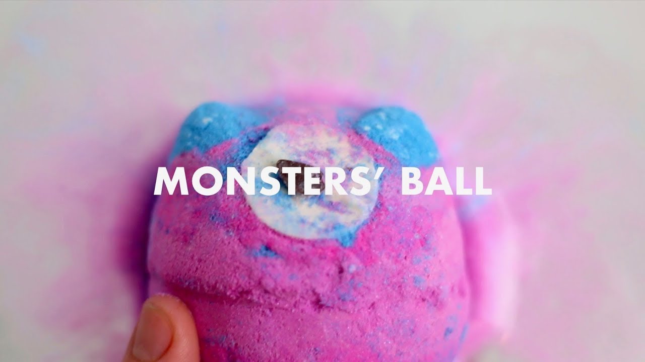 Monsters' Ball Bath Bomb | Lush Demo