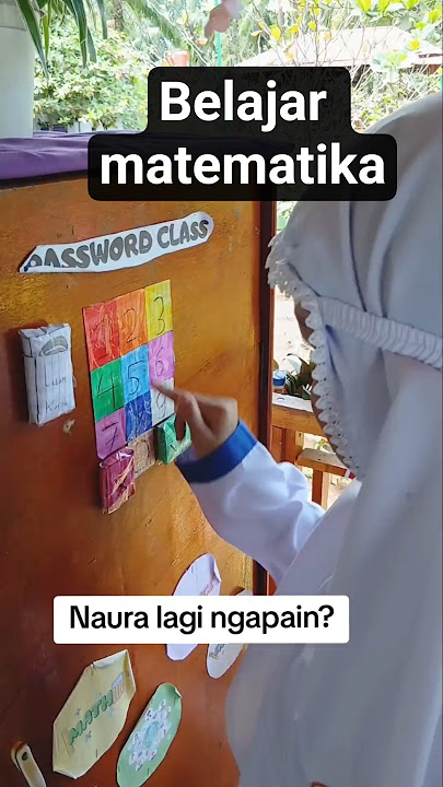 Momen Berharga: Siswa Membantu Guru di Kelas