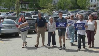 Rick Bennett is the first independent candidate to turn in signatures to qualify for ballot